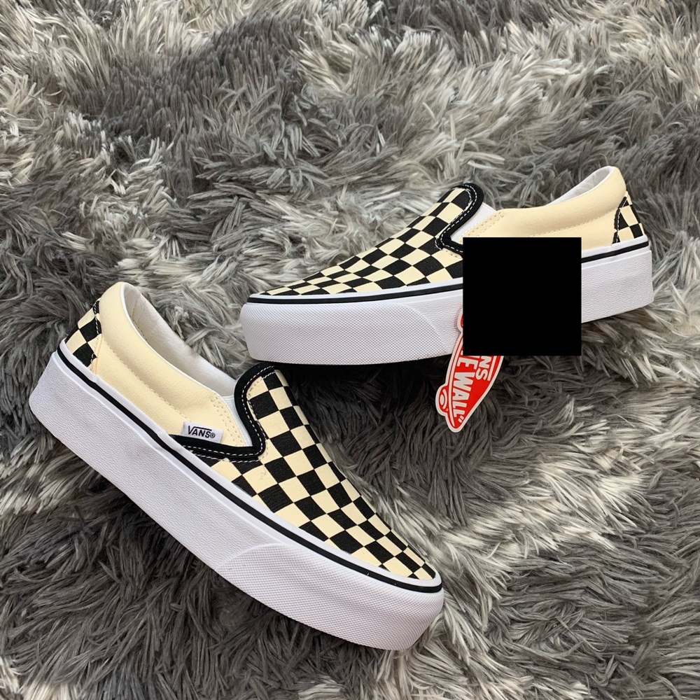 Vans Platform Classic Checkerboard slip ons - Picture 3 of 4